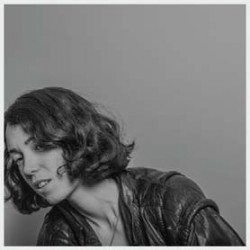 KELLY LEE OWENS