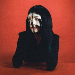 GIRL WITH NO FACE - OXBLOOD...